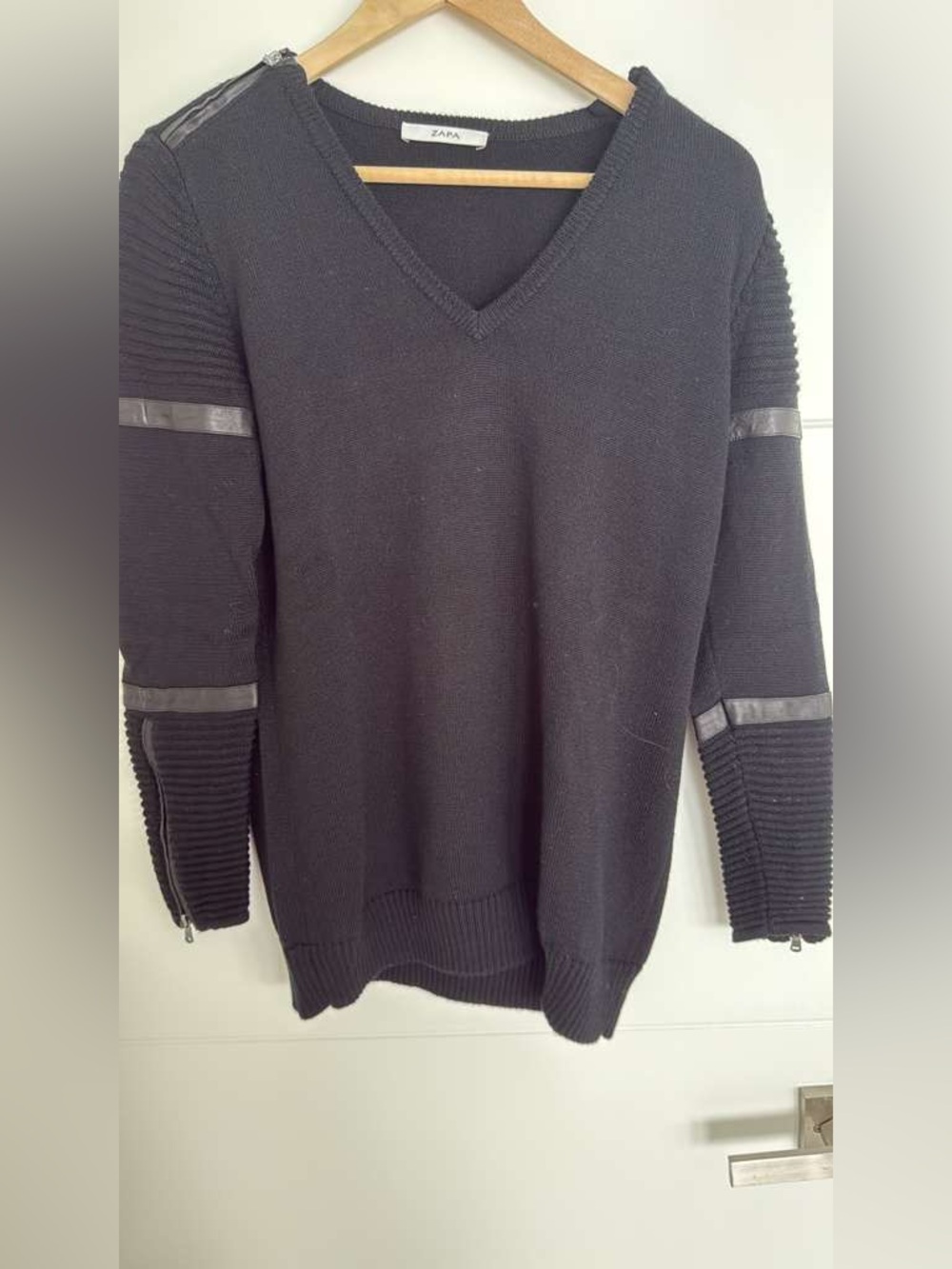 Womens Black V-Neck Knit Sweater - Classic Ribbed Sleeve Detail